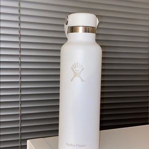 White hydroflask